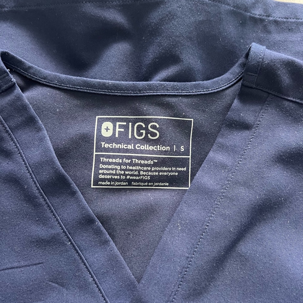 Figs Navy Blue Scrub Set
